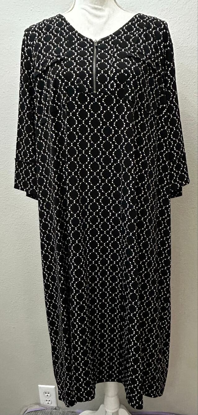Catherines 2X 22/24W Black White Geometric Print Midi Dress